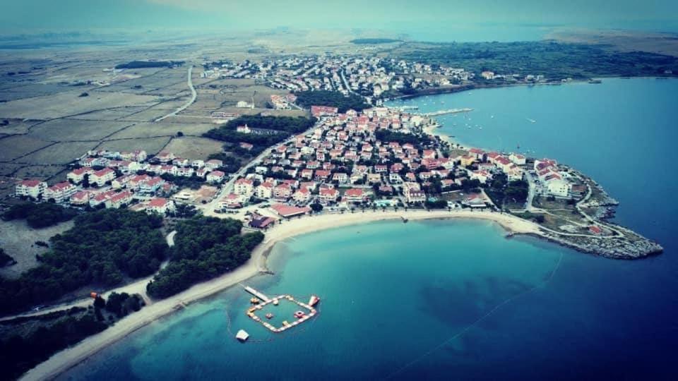 Apartment Adriana Povljana Bagian luar foto