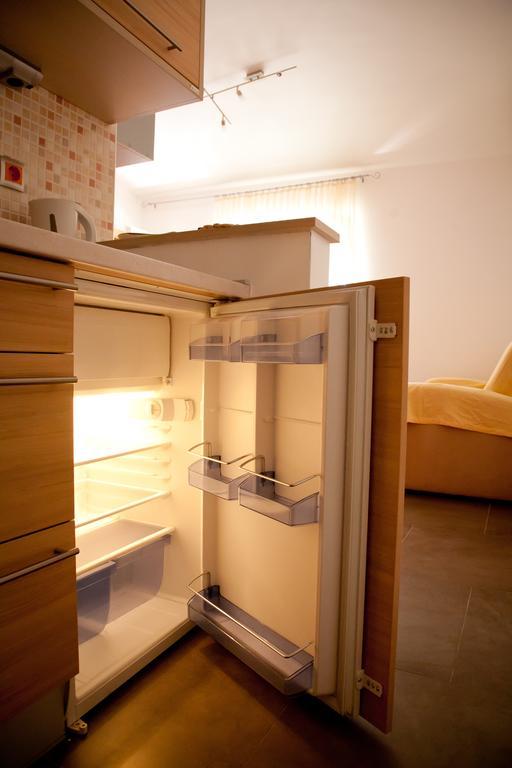Apartment Adriana Povljana Bagian luar foto